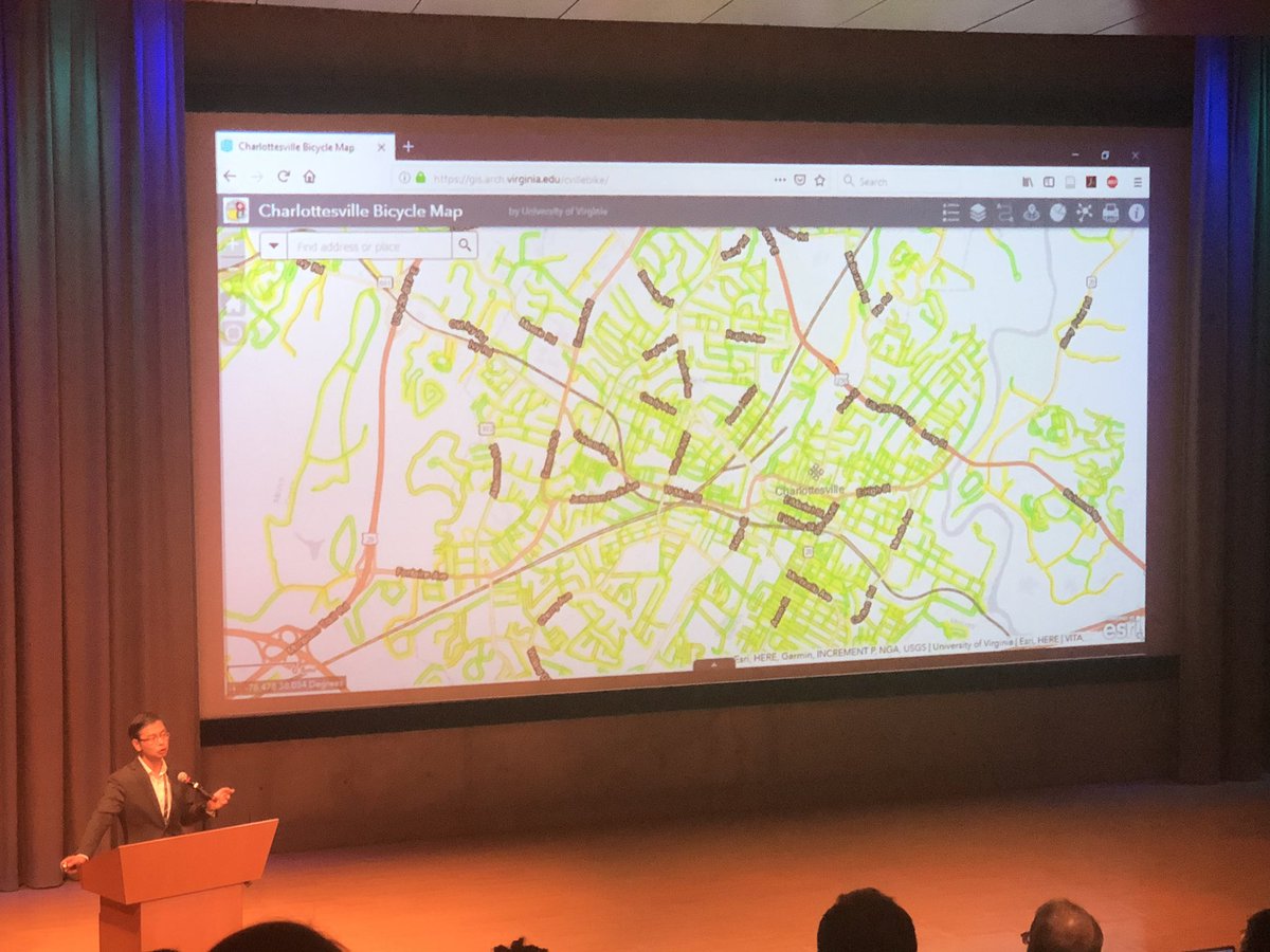 geodesigntech's tweet image. Brilliant bike planning tools lightning talk by @GuopingH at @GeoDesignSummit (will be online soon)
