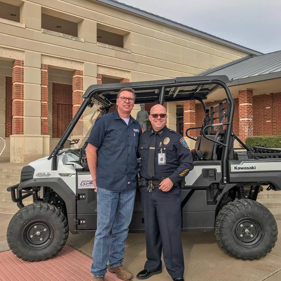 ColleyvillePD's tweet image. We are so thankful for our #partnership with #GrapevinePowersports and love the new #Kawasaki #Mule they donated to us!  #BetterTogether #CommunityPolicing #Colleyville @CityColleyville