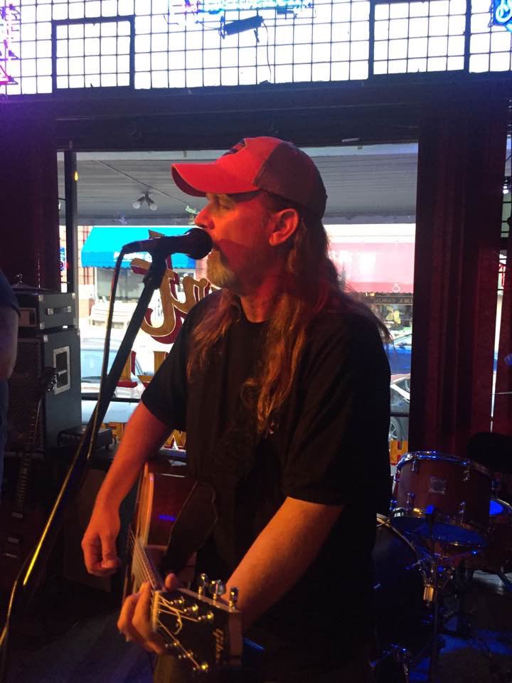 maplelawnbrew's tweet photo. Come out this Thursday for live music with Jason Roach &amp; your favorite Maple Lawn brews  7-9 🎶🍻 #MapleLawnBrewery #LiveMusic #SupportLocal #LocalBrews https://t.co/KSG0cBwkLV