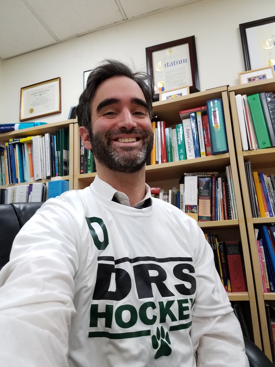 Spirit day <a href="/DRSHALB/">DRS Yeshiva HS</a> followed by Varsity Hockey playoff game! Let's go <a href="/drswildcats/">DRS Wildcats</a>!