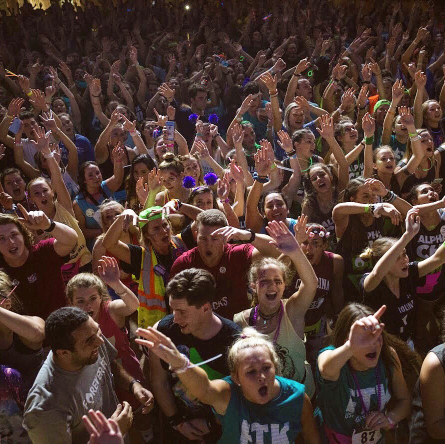 flyertap's tweet photo. We hope you’ve signed up to attend USC Dance Marathon’s Main Event! This is an exhilarating event and it’s for a great cause. Happening this Saturday, March 2nd from 10am to midnight! https://t.co/gdLzalTJ8H