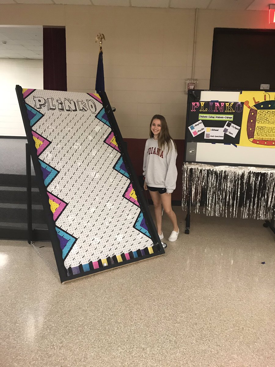 KareeKelly1's tweet photo. Strackfest is under way! Lots of fun in the cafeteria in the carnival! #STRACKCHAMPS https://t.co/DD8y7QkBMY