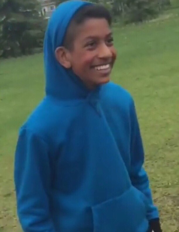 ItecTweets's tweet image. Hold On..