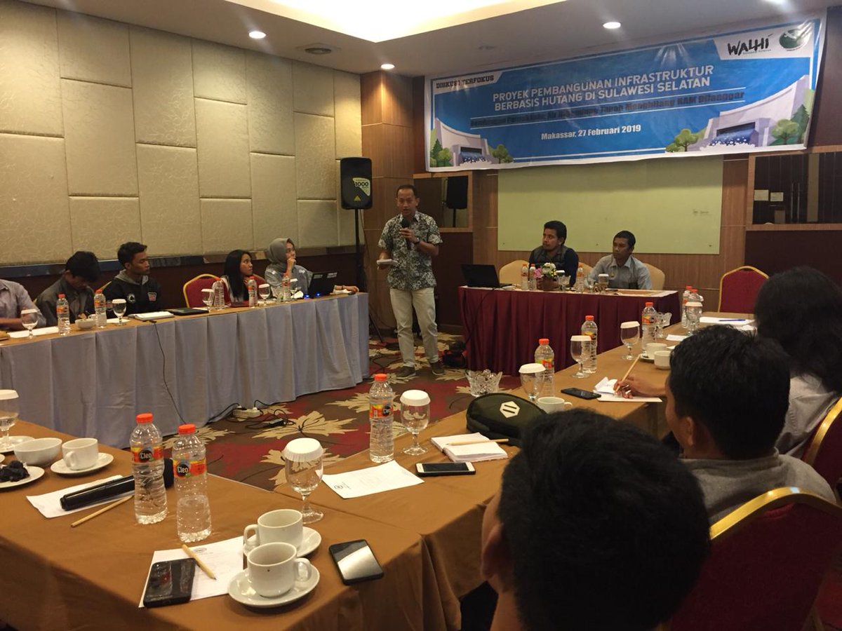 elsamnews's tweet image. Diskusi Terfokus &quot;Bendungan Pamakkulu: Air Dibendung, Tanah Menghilang dan Pelanggaran HAM&quot; sedang berlangsung si Makassar #elsam #walhisulsel #developmentbanks #humanrights #dam #infrastructure