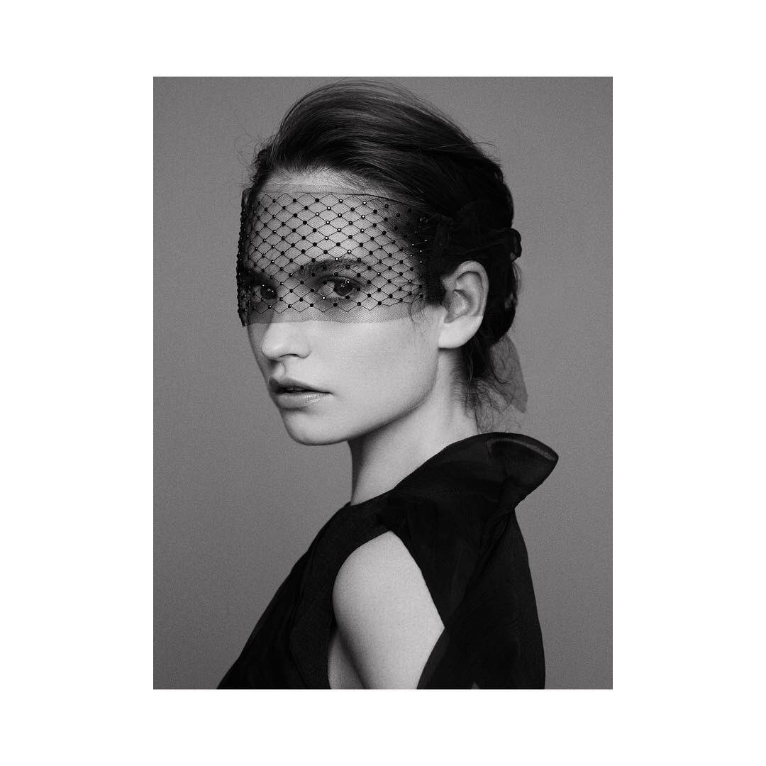 LilyJBrasil's tweet photo. Lily para Madame Figaro China. https://t.co/SWaGuOYObi