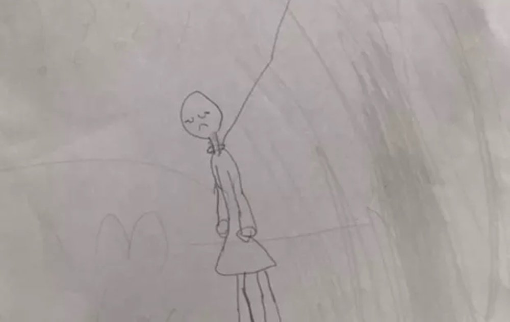 PaiModernoBlog's tweet image. Depois de ataque de ansiedade, menina de 7 anos faz este desenho macabro e mãe faz alerta paimoderno.com/saude-e-desenv… Pai Moderno