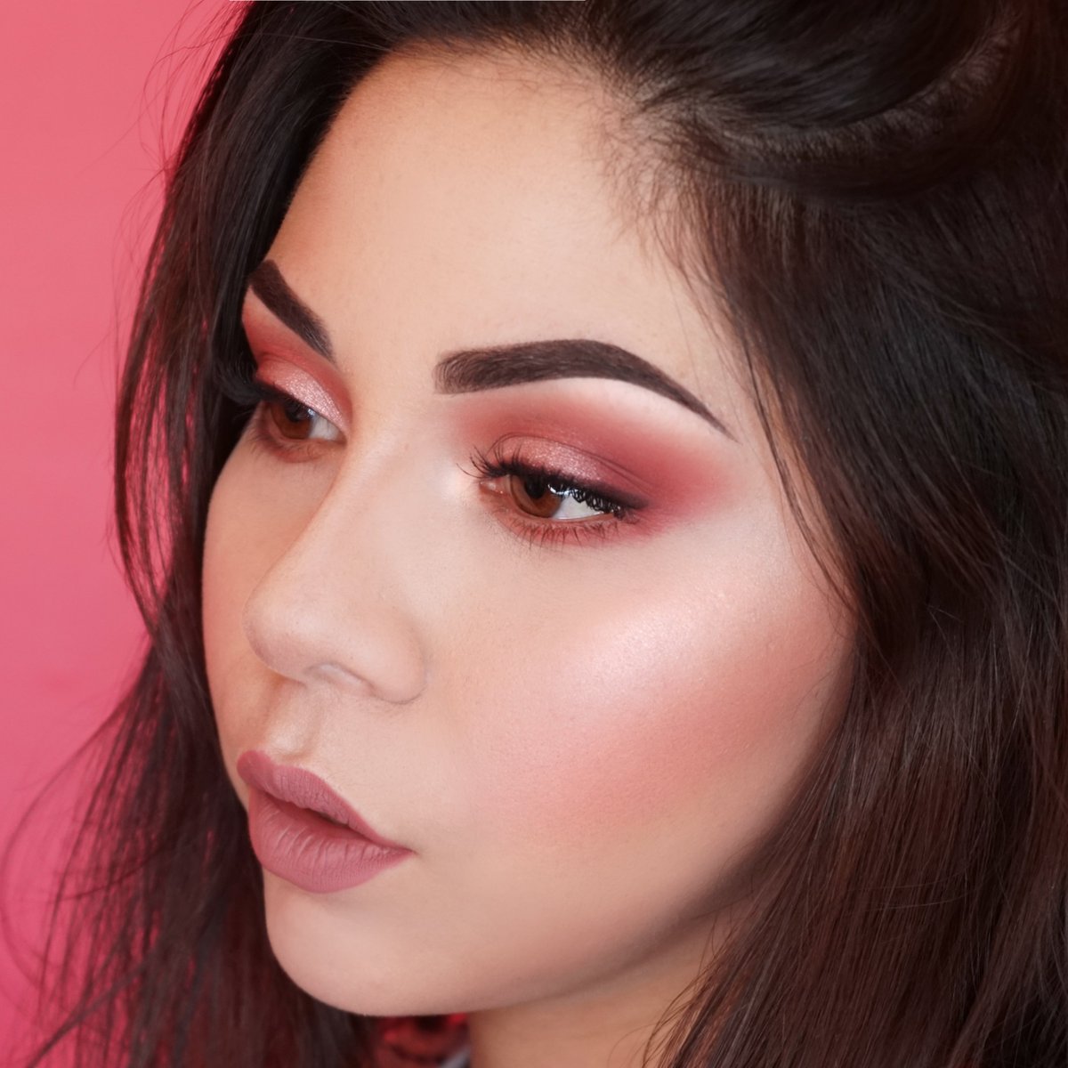 Ultimo vídeo LOOK ROMÁNTICO / PROBANDO PRODUCTOS Y BROCHAS DE <a href="/SigmaBeauty/">Sigma Beauty</a>- ♥ - DebbieStyle 👉youtu.be/TYhT_GyiJ6A