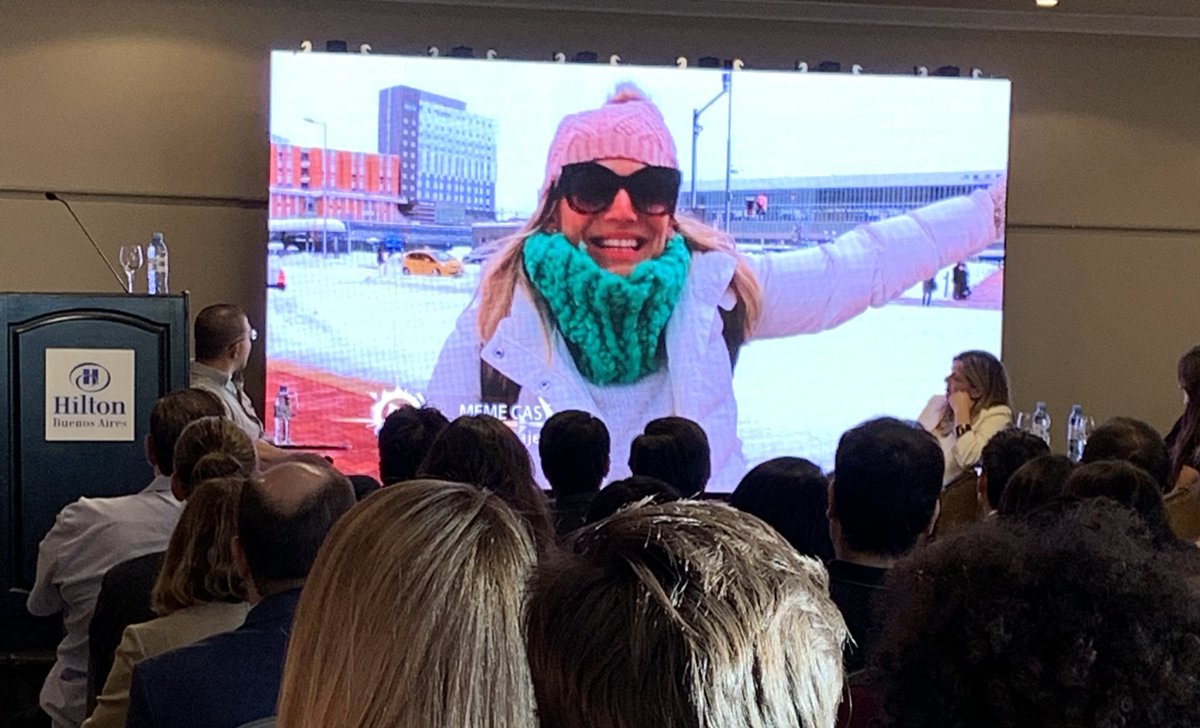 Floxie10's tweet photo. Hermosa #ExperienciaHokkaido #Japón esta tarde en el Hilton Bs As. Charla a cargo de @muyviajera y delicias típicas a cargo del genio de @Ohnochef, junto a amigos y colegas del mundo viajero ❤️🇯🇵. Gracias @EriUehara por la invitación! #Jetro https://t.co/kdNxvQ2qAJ