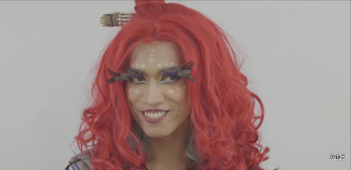 16. Malee My Best Friend Extraordinaire (2015 - Drama)Drama paling absurd ah ga ngerti lagi ini kocak bgt. Cerita Maesa yg punya temen aneh dari afrika, namanya Malee. Dia bisa berubah jadi apa aja. Singa kek, gajah kek, semua binatang afrika. Gpp nonton ini buat hiburan.