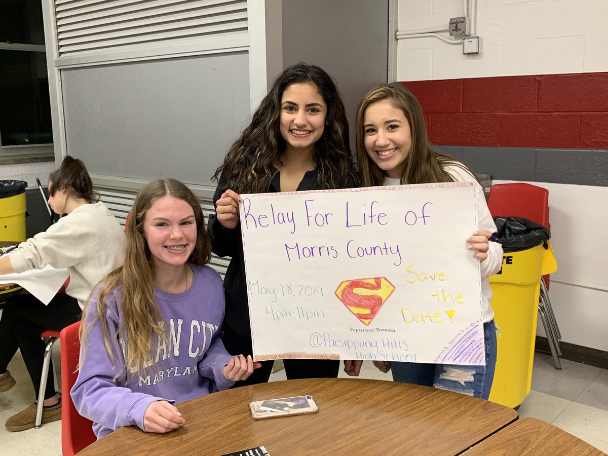 PHS_GoodDay's tweet image. Great night of service helping @morggg135 and PHHS Interact Club promote Relay for Life! @RelayForLife