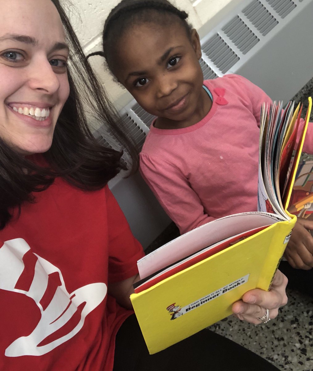 _AmandaFry's tweet photo. Day 2 of #ReadAcrossAmerica with a daily #DEAR time. @MES_EPTSD #readacrossamerica2019 #ReadAcrossAmericaWeek #DrSeuss #njed #piachat #LeadLAP #eptsd #elachat https://t.co/6S31zCMixC