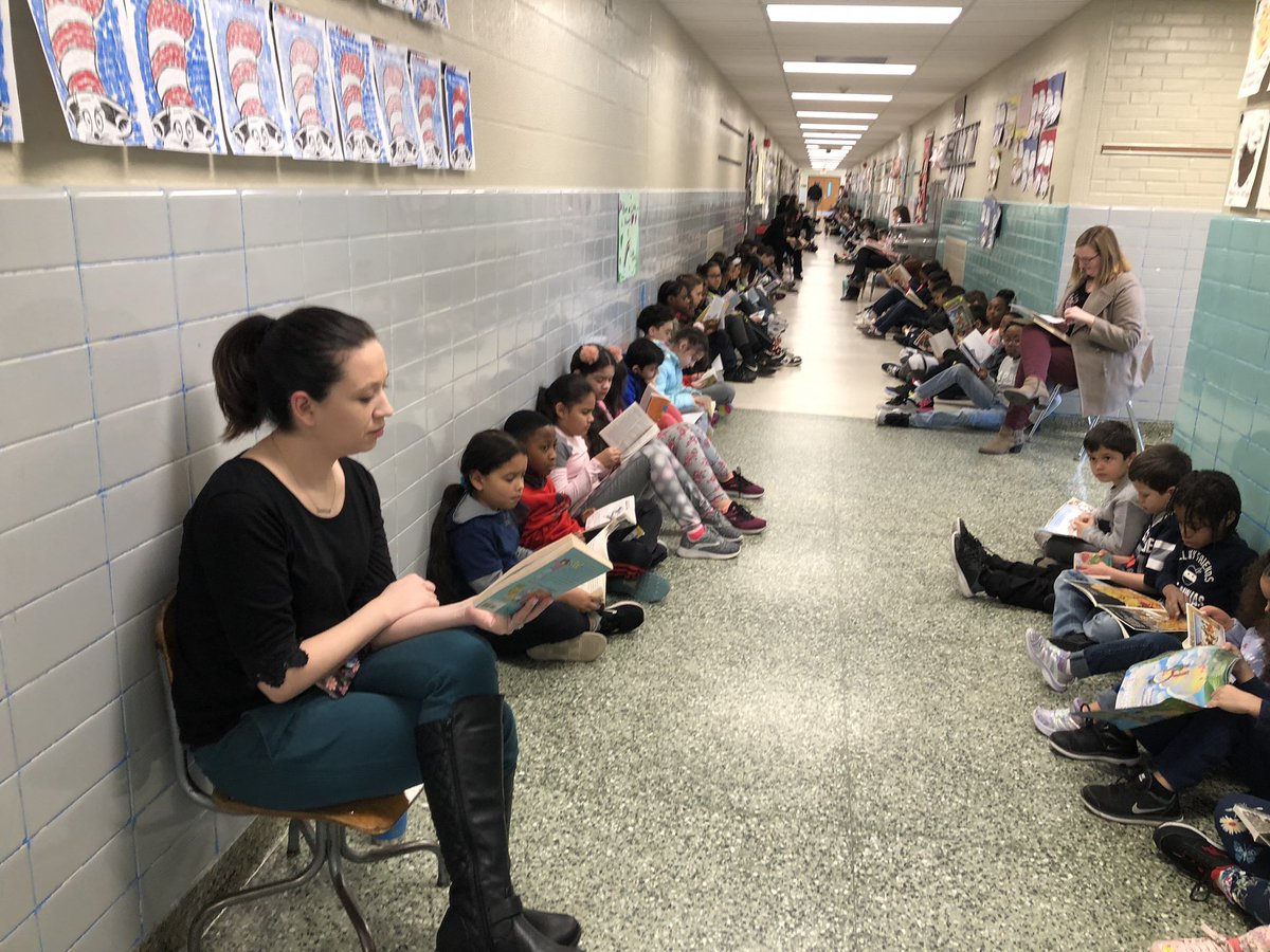 _AmandaFry's tweet photo. Day 2 of #ReadAcrossAmerica with a daily #DEAR time. @MES_EPTSD #readacrossamerica2019 #ReadAcrossAmericaWeek #DrSeuss #njed #piachat #LeadLAP #eptsd #elachat https://t.co/6S31zCMixC