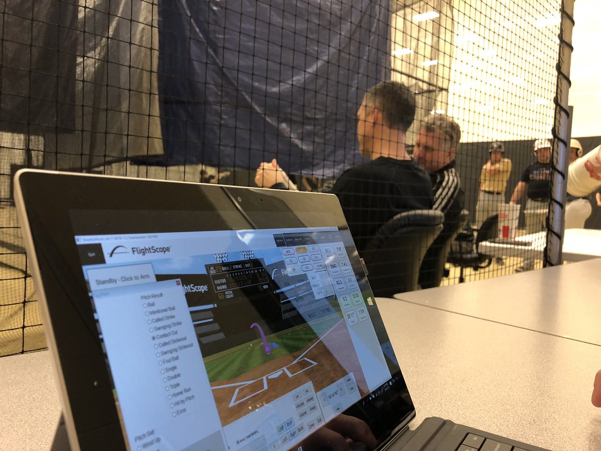 millermanagers's tweet photo. appreciation for our coaches that welcomed us all in to our first year as managers. The care and hard work you have already put in pre-season has not gone unnoticed! Thank you coaches!!⚡️⚾️ @MillerBaseball #millermanagers https://t.co/pEYMUNFt4I
