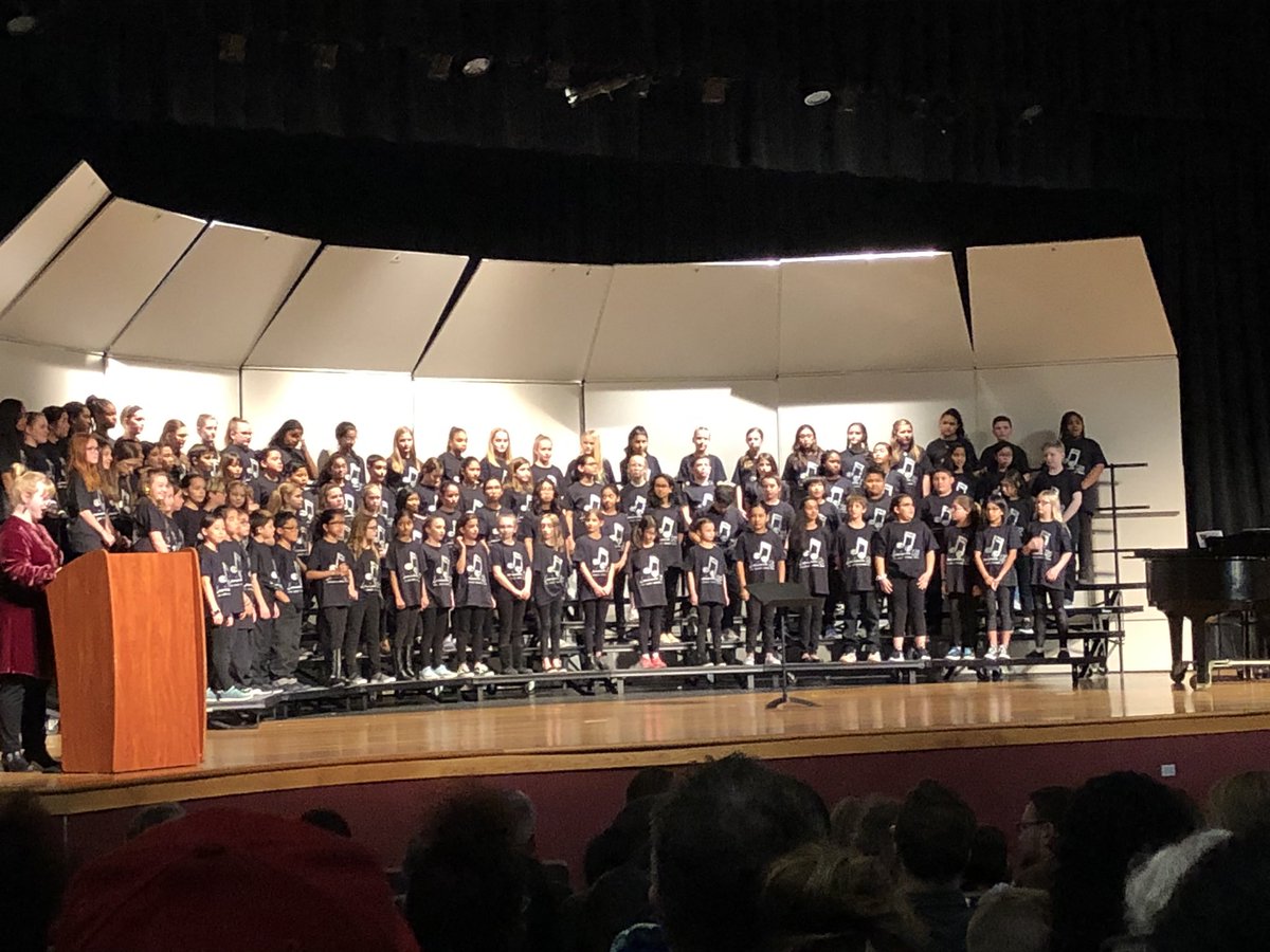 MrsBaileyGT's tweet photo. @TimberCreekES was represented by Lillie and Kayla in the LISD 5th grade Honor Choir performance tonight!  They did a great job! #TCRoars https://t.co/t0pp0LwNPQ