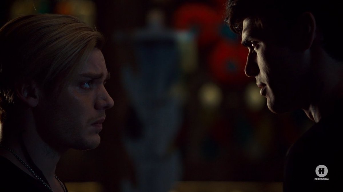 This parabatai scene!!😫😫 #Shadowhunters