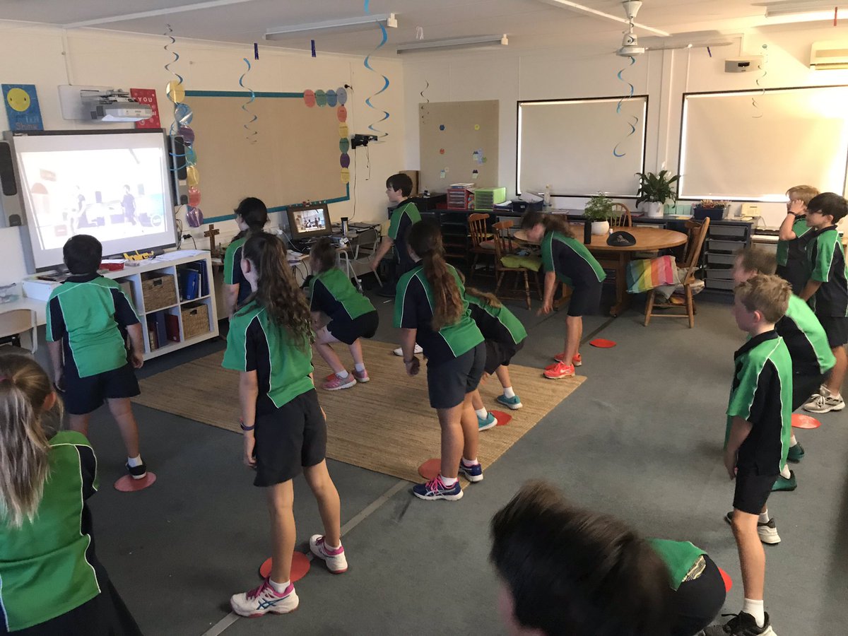 killatilla74's tweet image. Indoor fitness on a hot day @ImmanuelGawler #workout #thankGodforaircon