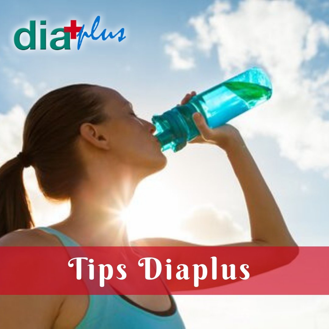 diaplusca's tweet photo. Entre seis y ocho vasos de agua al día es lo recomendable para el buen funcionamiento de tu organismo.
Nuestro cuerpo contiene agua en 70 por ciento. No podemos privarla de ella. #TipsDiaPlus #27Feb https://t.co/v5tjAL2dFN