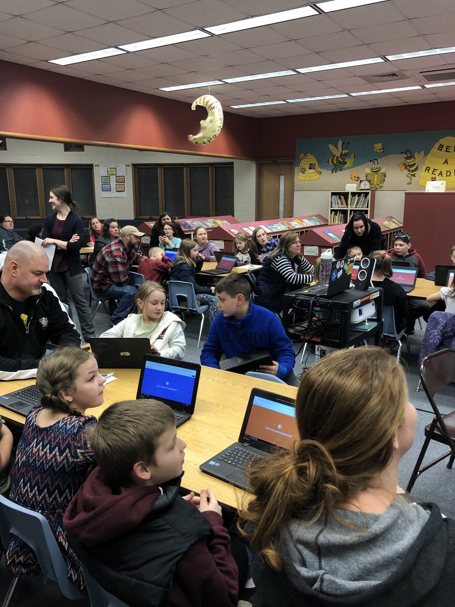 hake3rd's tweet photo. Kahoot was a HUGE success at Chocolate Touch Night! Thanks to all the kids and parents that came to play! 🍫  @NHWelemschool https://t.co/kGAWsJwFEh