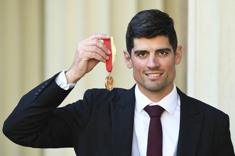 indiatvnews's tweet photo. It's 'Sir Alastair Cook' now: Former England captain receives knighthood https://t.co/ReKXX1WWrq https://t.co/Ll2JC8rrzg