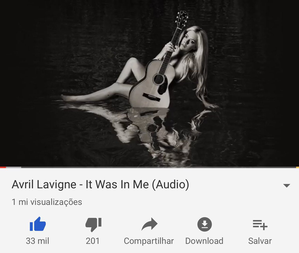 AvrilePizza's tweet photo. 1 milhão de visualizações em “It Was In Me” no YouTube. #headabovewater https://t.co/DSMzUbTV4A