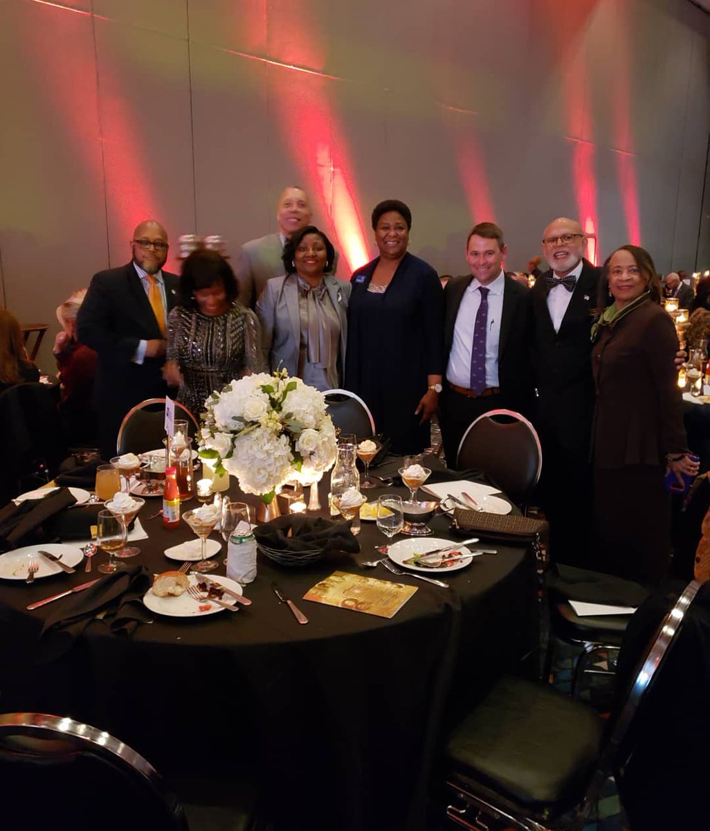 mooreforatlanta's tweet photo. #TagAlongTuesday Final stop, the Georgia Legislative Black Caucus Annual Heritage Dinner Soldiers of Justice Awards. The keynote speaker was Stacey Abrams. https://t.co/GuaSSEq3Qd