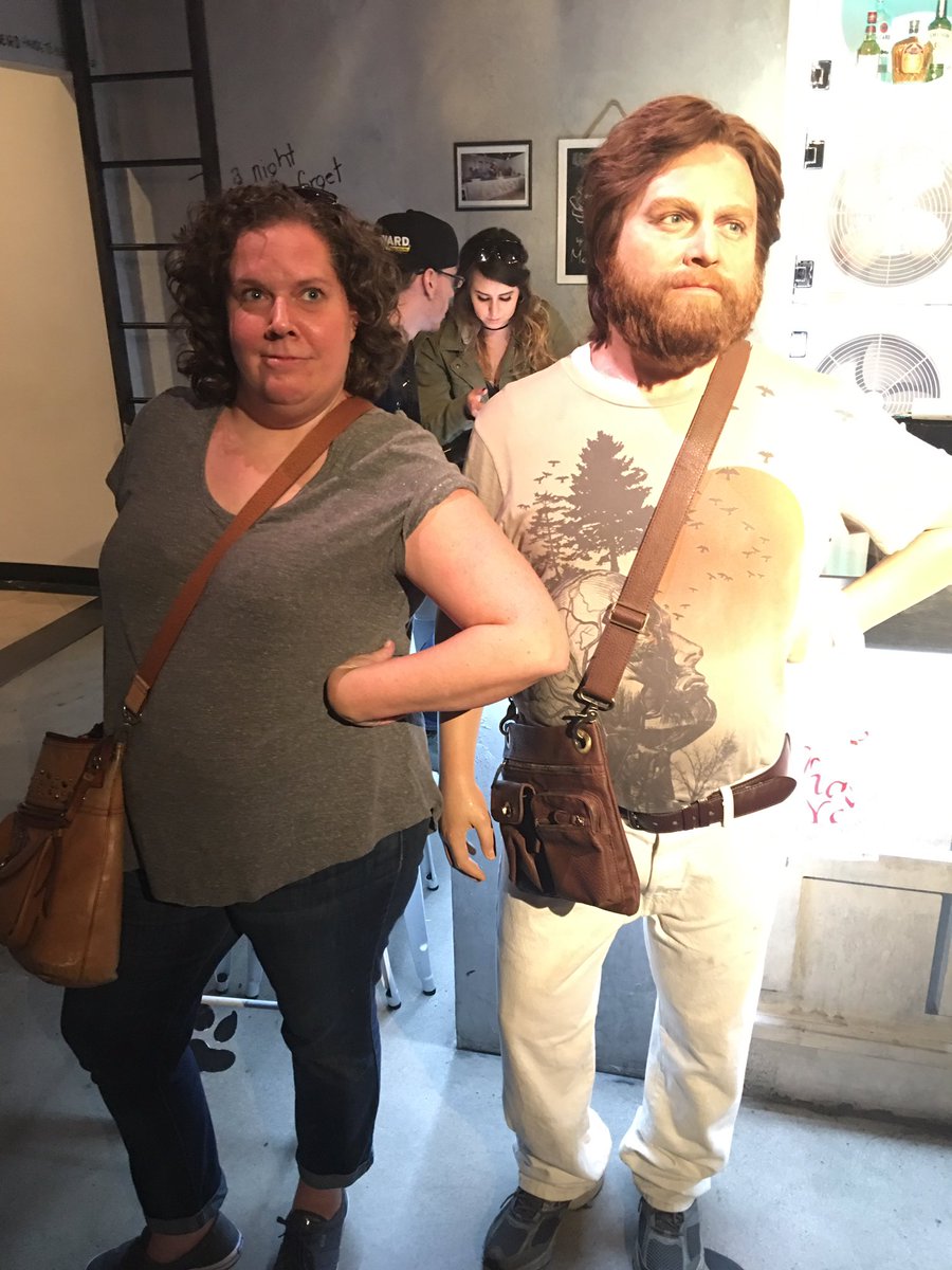 coffeewithjen's tweet photo. Just hanging out with my friend @zachgalifiankis https://t.co/4Jix9MHjoA