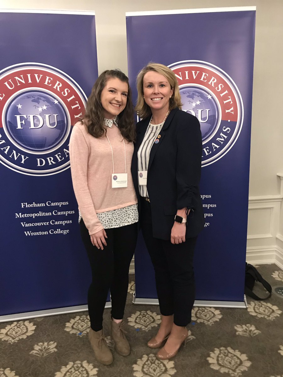 Jenn Noon tweet media