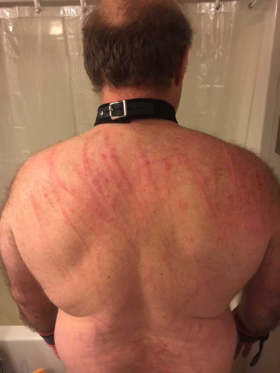 SamanthaMuscle's tweet photo. This was Sun Funday w/ MY @FuzzyBunnySlave 🐰MY brat got MY bunny in gud trouble let’s play HIS Goddess 👸🏼said😈 look what u did 👋🏻Hehee 😜😘❤️🖤#MYfuzzybunnyslave #HISGoddess #collared #loyalty #proudlyowned #singletail #Flogging #Strapon #facesitting #goldenshower #bootworship https://t.co/q0OXuUhwDE