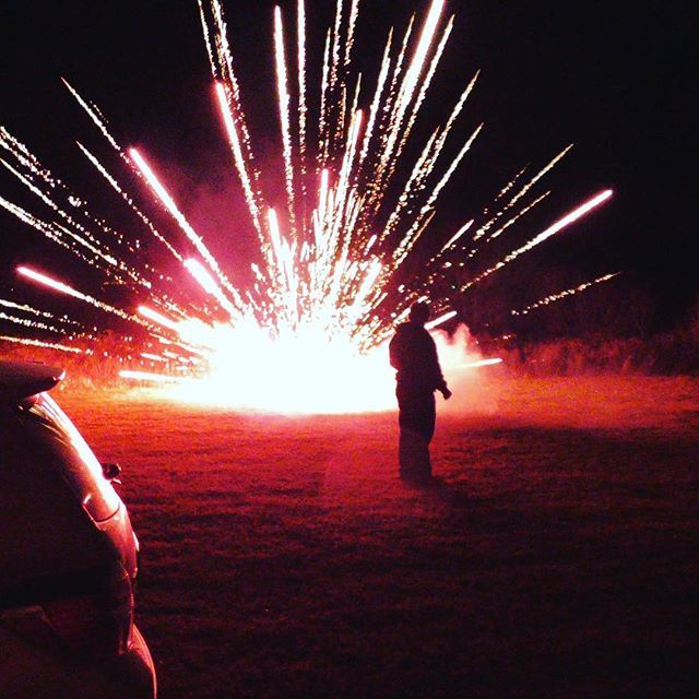 agarciatv's tweet image. #throwback from the most explosive 🧨 New Years celebration ever! This was supposed to happen in the air; oh well. #fireworks #fireworkfail ift.tt/2UaiLSm