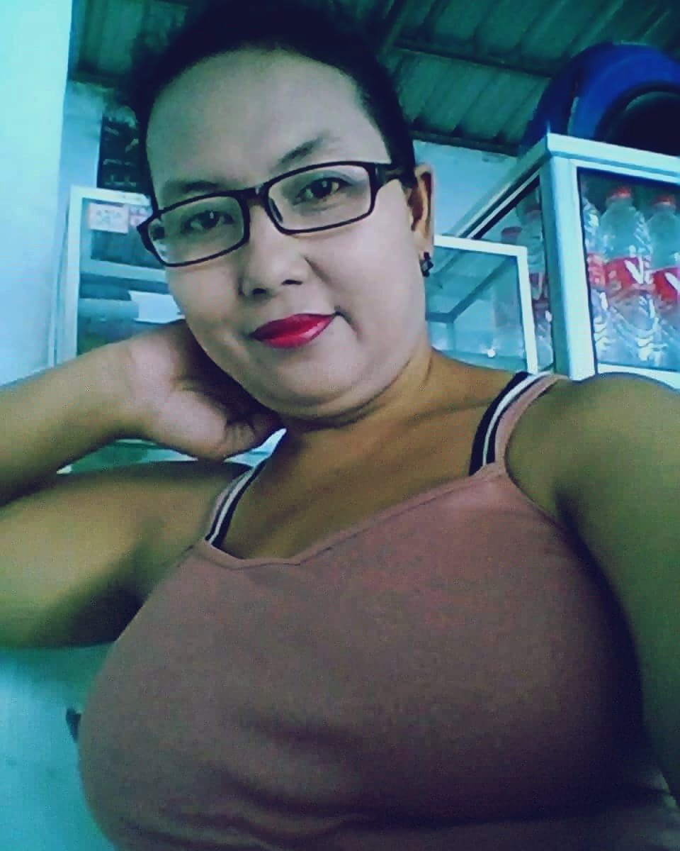 NenengMami's tweet photo. Stw woww https://t.co/y8uy7fVauW
