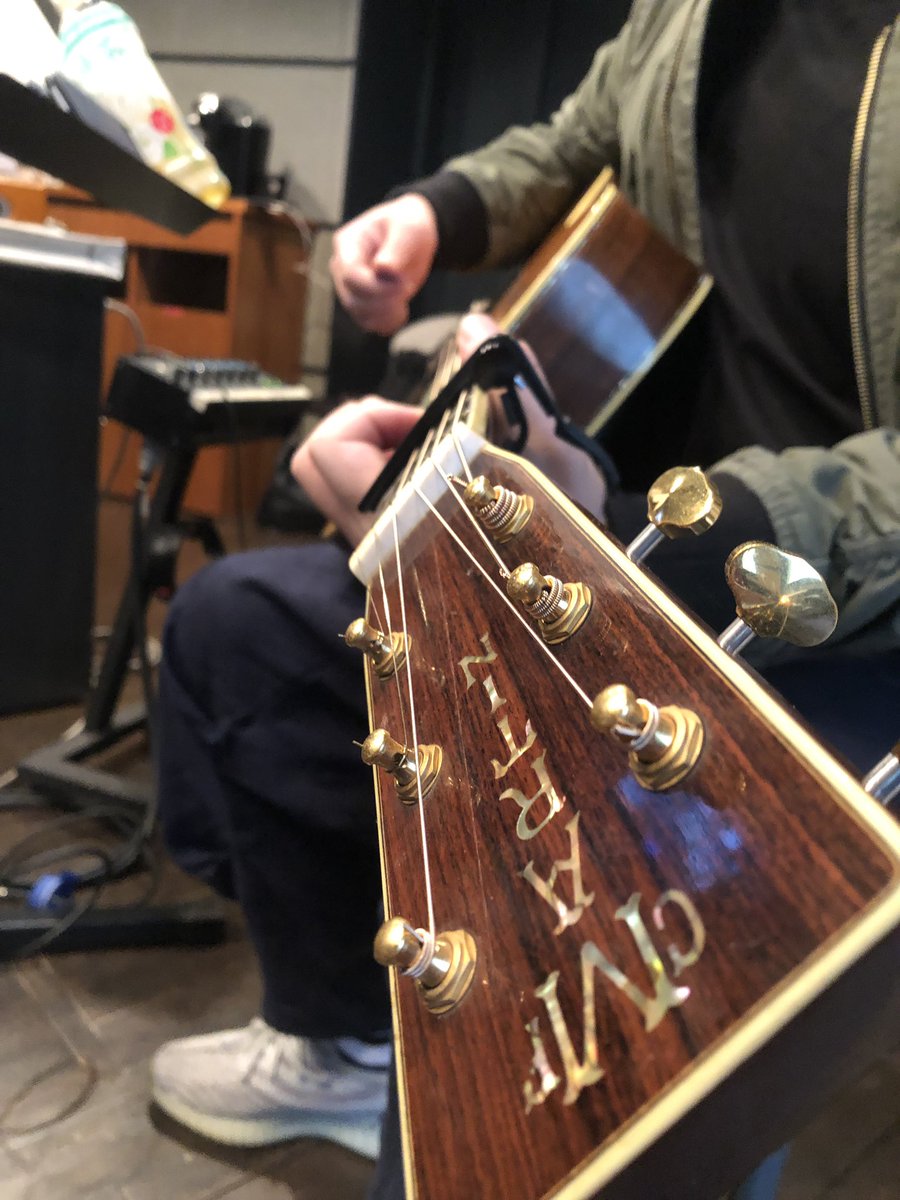 InblooomTimes's tweet photo. 今日はレコーディングです！ https://t.co/qLmSJd4Rpj