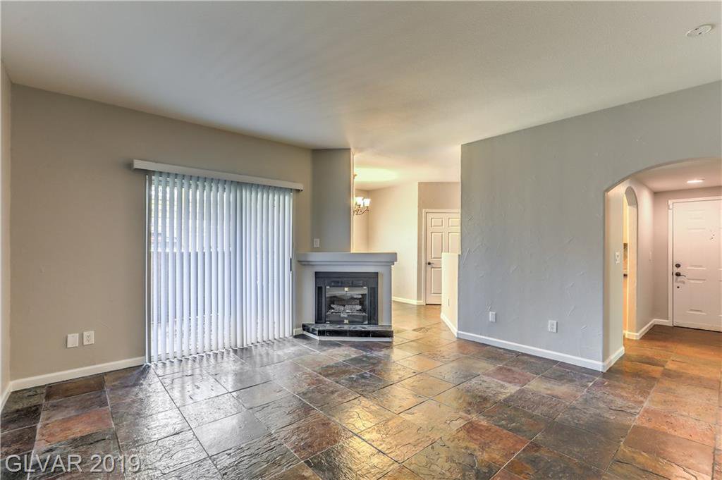 amrenrealty's tweet photo. NEW LISTING
Beautiful Condo For Sale 🏡

1 bed - 1 bath - 853 sqft

Guard gated community with tennis courts, swimming pools, fitness room;
Freshly painted, tile and laminate flooring, upgraded bathroom.

Price $154,900

Contact Broker/Realtor Inna Mizrahi at ☎️ 702-812-6828 https://t.co/pFxeY10O34
