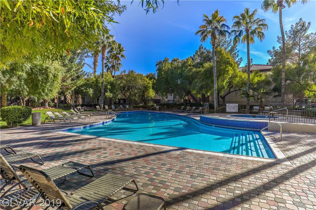 amrenrealty's tweet photo. NEW LISTING
Beautiful Condo For Sale 🏡

1 bed - 1 bath - 853 sqft

Guard gated community with tennis courts, swimming pools, fitness room;
Freshly painted, tile and laminate flooring, upgraded bathroom.

Price $154,900

Contact Broker/Realtor Inna Mizrahi at ☎️ 702-812-6828 https://t.co/pFxeY10O34
