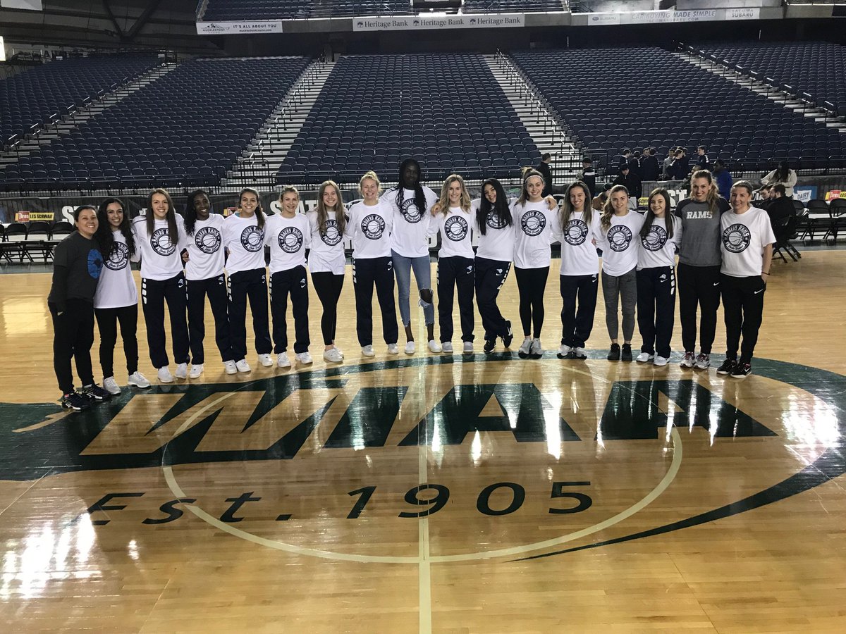 RogersRamsHoops's tweet photo. Join us! 😊
Tomorrow afternoon at 2:45 at Rogers -  send off our girls to the State Tournament with cheers and congratulations! They will depart at 3:00 and head to the Tacoma Dome for the 5:30 game time! 

Hope to see you at RHS and The Dome!!! 
🏀💙Go Rams!!!💙🏀
🐑 https://t.co/r0d3eesC5F