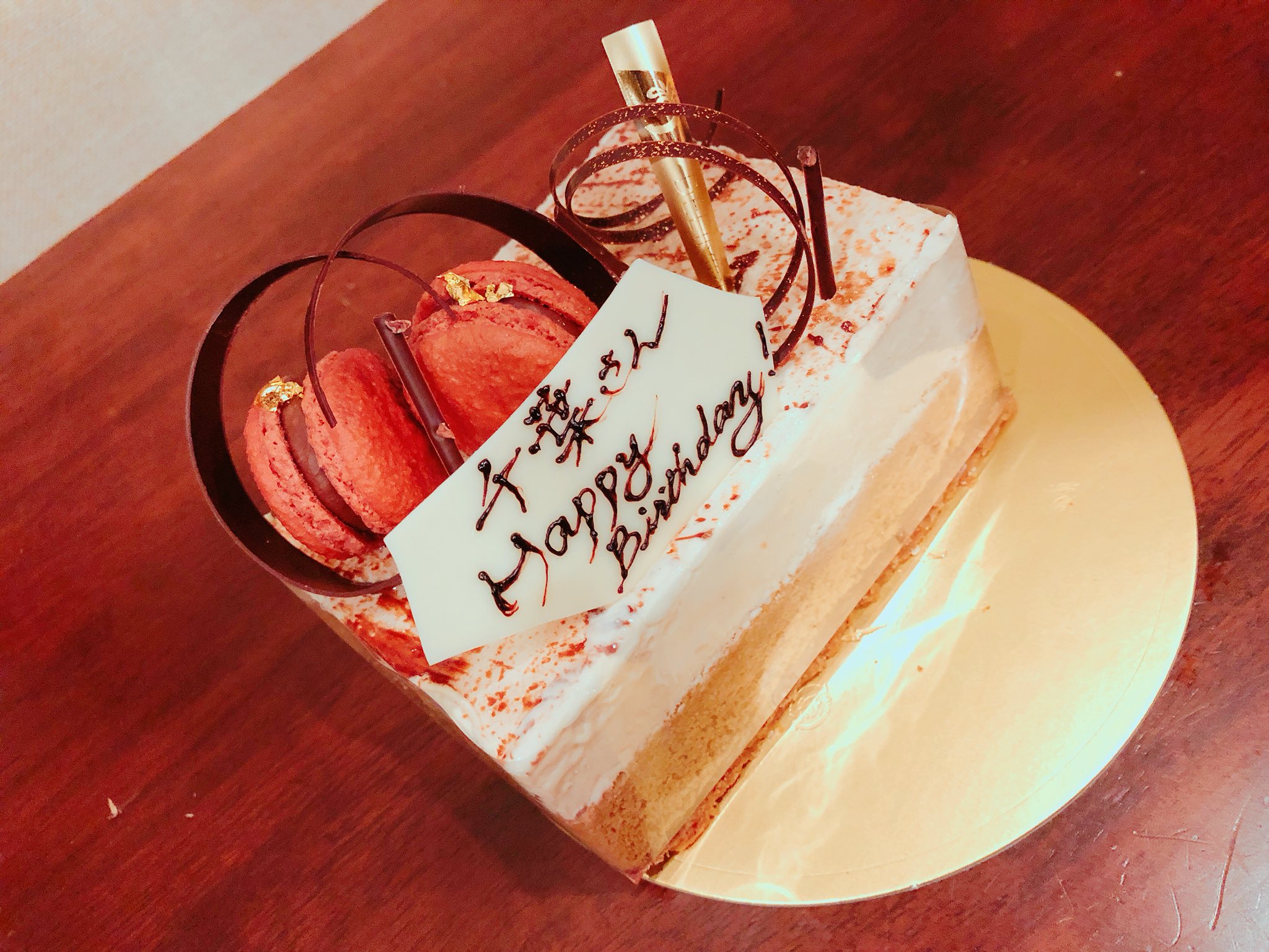 千葉瑞己 ちばみずき 今日はインフィニの収録だったんですが そこでまさかのバースデーサプライズ あまりの衝撃にケーキを見た瞬間 千葉は膝から崩れ落ちました W 暖かい現場で 本当にここにいれて幸せです 本当に 本当にありがとうございます