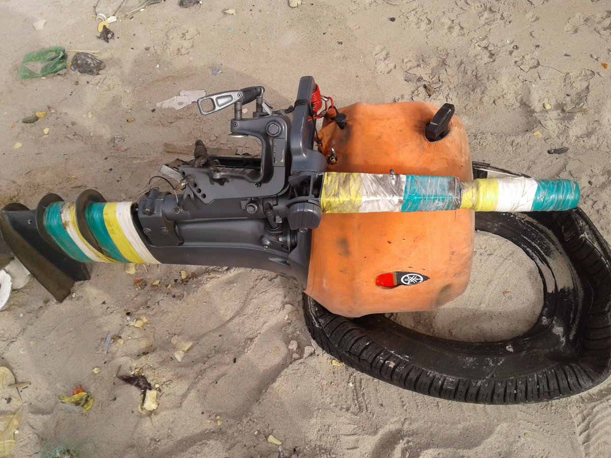 badeseck2015's tweet photo. #CESTI47: Les pêcheurs de Soumbedioune jugent trop élevé le prix du moteur de pirogue. Ils invitent le futur président de la République à leur doter d'une subvention conséquente. https://t.co/DOExJvvX6U