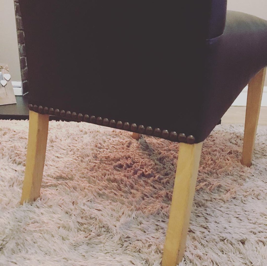 Gave these dining chairs a whole new look by deep buttoning the backs, really happy with the finished results #loveupholstery #deepbuttons #leather