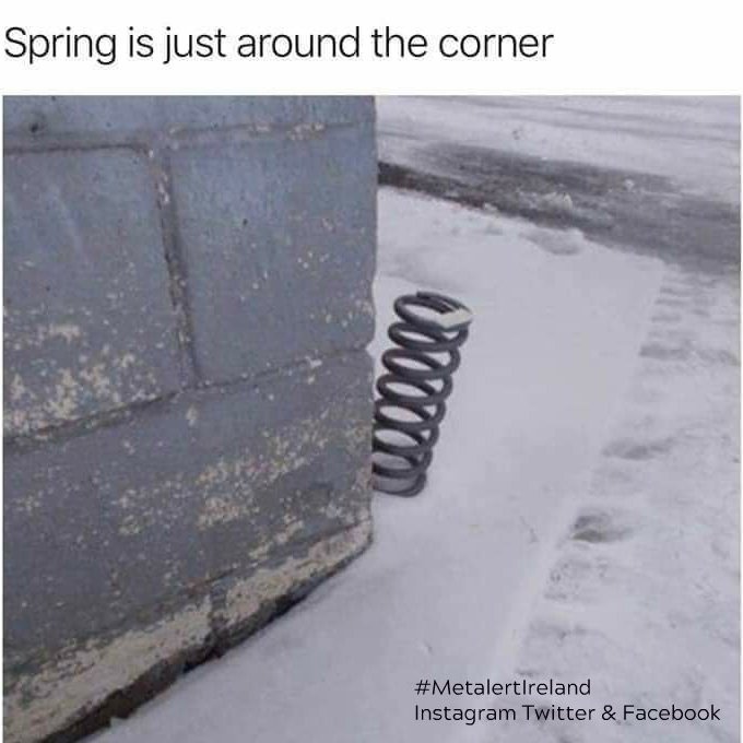 MetAlertIreland's tweet photo. Spring is just around the corner and so winter begins with a cool start to spring with a risk of sleet and snowfall over our uplands. Rain and sleet at lower levels and strong gales on Saturday......welcome to Spring.
#FoolsWinter #WarmWinter #CoolSpring https://t.co/v6meA6qCAZ