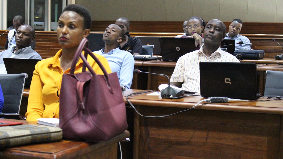 umucyo_gov_rw's tweet photo. #EprocTeam organized a training of suppliers for the 43rd phase of its implementation in the private sector. https://t.co/KtoaAytkUT