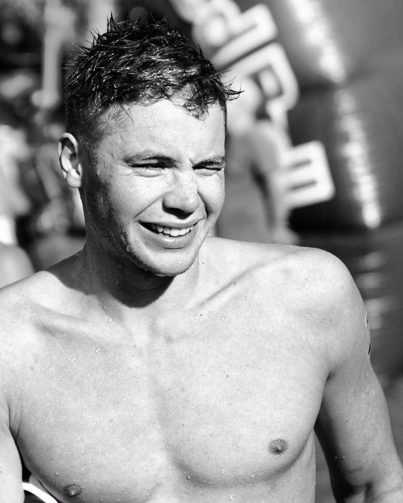 #Mood quand on va nous annoncer la dernière série du stage 🤣😜 plus qu’un mois avant les qualifs 💪🏼💪🏼