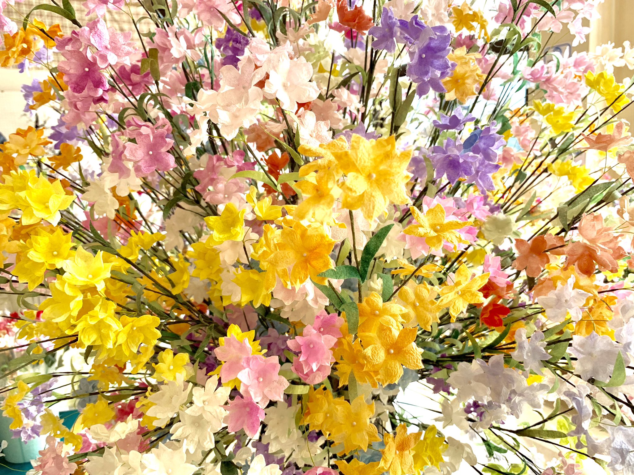 Twitter 上的 臥牛山 村上市 公式 第23回 まゆの花 作品展示販売会 朝日みどりの里で3月10日 日 までやってます まゆから作られた数々の美しいシルクフラワー作品が展示されています 地元小学生の作品があったり 販売されているシルクフラワーも