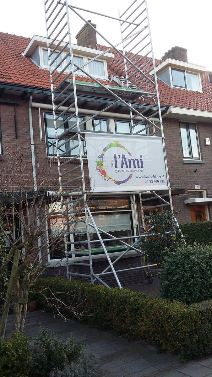 ToinelAmi's tweet photo. Eerste buitenklus van dit jaar afgerond met een fantastisch eindresultaat, de weersomstandigheden waren er perfect voor #buitenwerk #wassenaar #Toinelami #wassenaar #eenvoudigbeter nu weer een binnenklusje https://t.co/VkRJisbezX