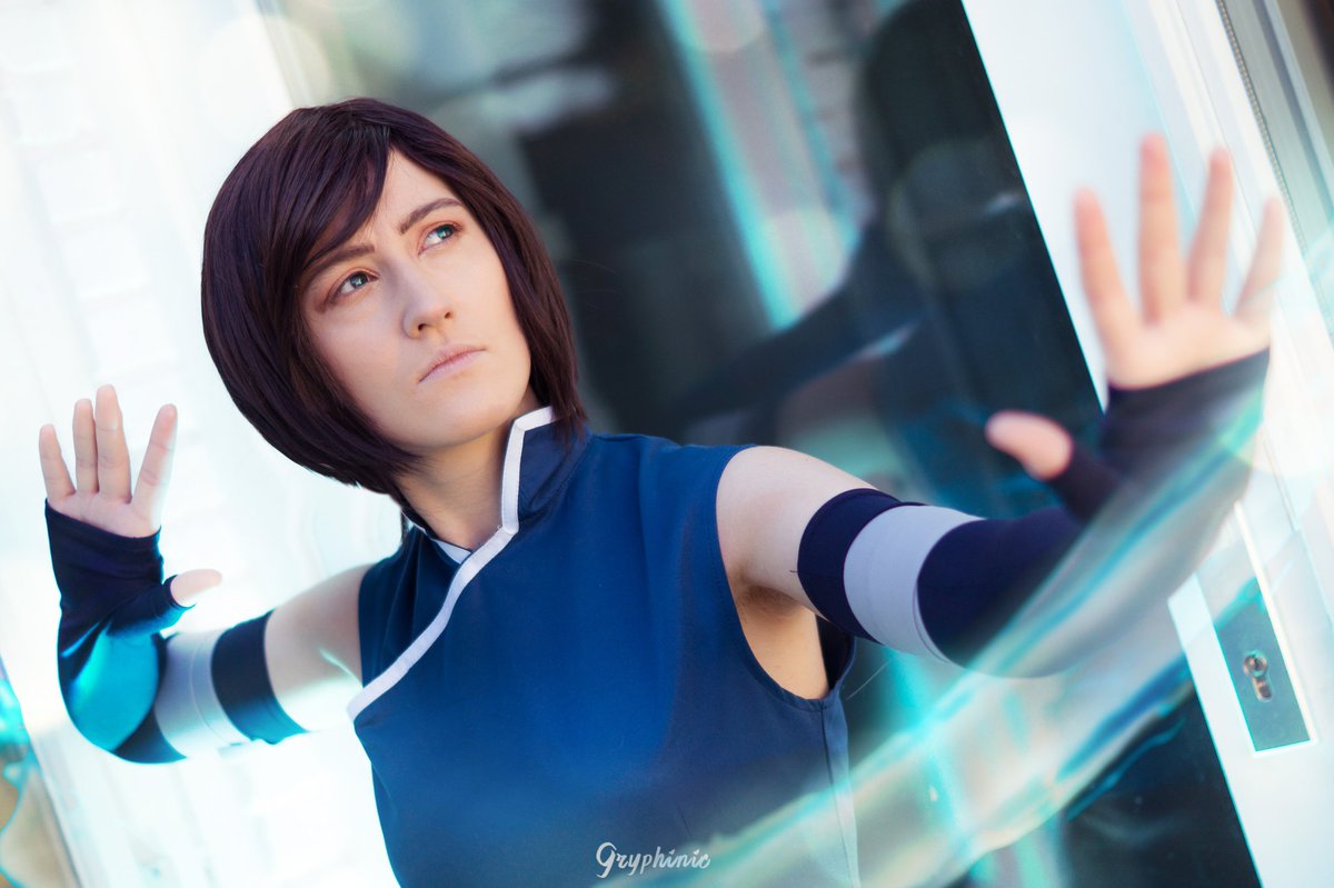 teamjasinic's tweet photo. "I will no longer be scared of you!" 🌊

We had a small TLOK shoot yesterday and we are happy with the results ❤ Photos and edit made by @Gryphinic, Korra is @Jaselant 💕 Do you like the Avatar/Korra series too? Who is your favourite character?
#korracosplay #thelegendofkorra https://t.co/B37KCHwsQT