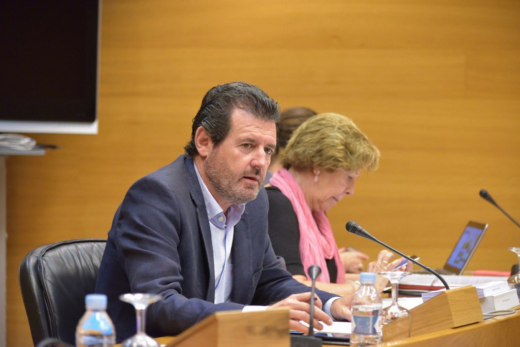 José Ciscar: “Los comparecientes de Crespo Gomar por la financiación irregular del ... - via alicantenews.es/portada/jose-c…