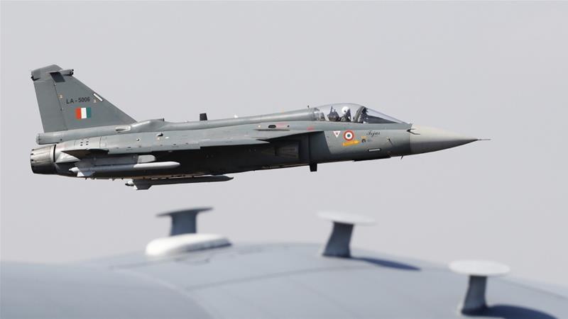 AJENews's tweet image. UPDATE: India shuts down four airports as tensions with Pakistan soar trib.al/i1vt9hb