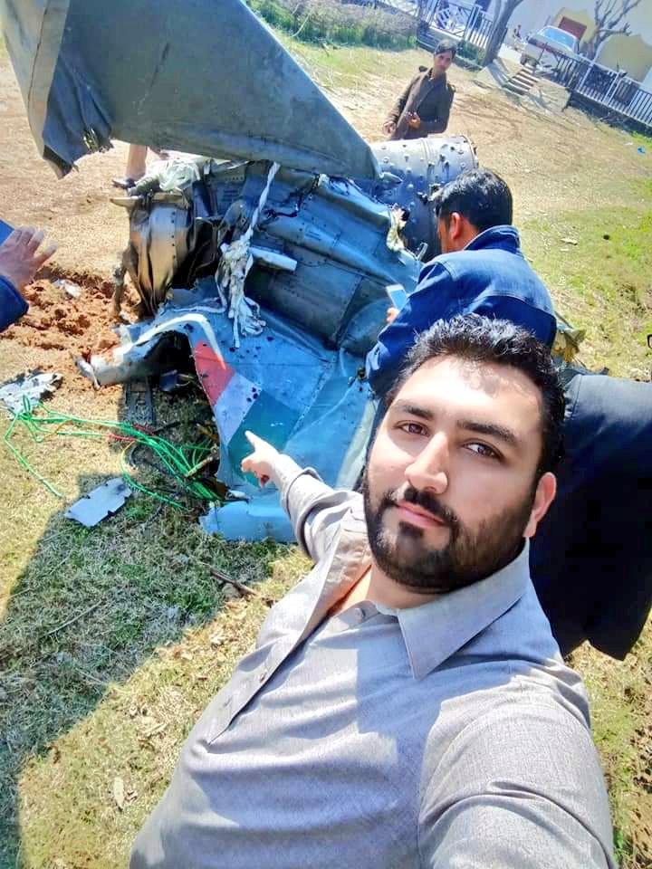 D0ZVggZX0AEAOb_.jpg:large