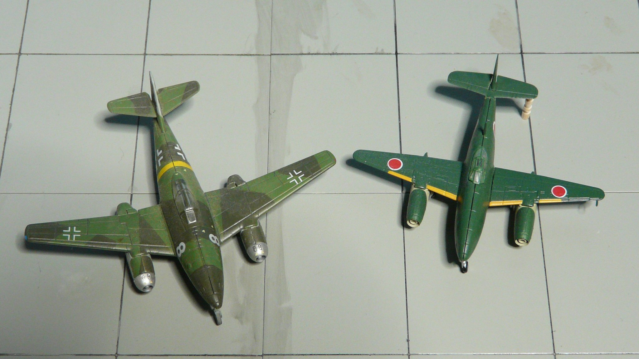 いわ なんちゃってモデラー V Twitter Me262と橘花 よく特攻機といわれますが違います まあ当時としては完成しても特攻に使うしかないですが もって帰るはずだった機体もし日本につけばとこんな感じリペイントして日の丸をつけて見ました Me262 橘花 食玩 模型 いわ なんちゃってモデラー V Twitter Me262と橘花 よく特攻機といわれますが違います まあ当時としては完成しても特攻に使うしかないですが もって帰るはずだった機体もし日本につけばとこんな感じリペイントして日の丸をつけて見ました Me262 橘花 食玩 模型