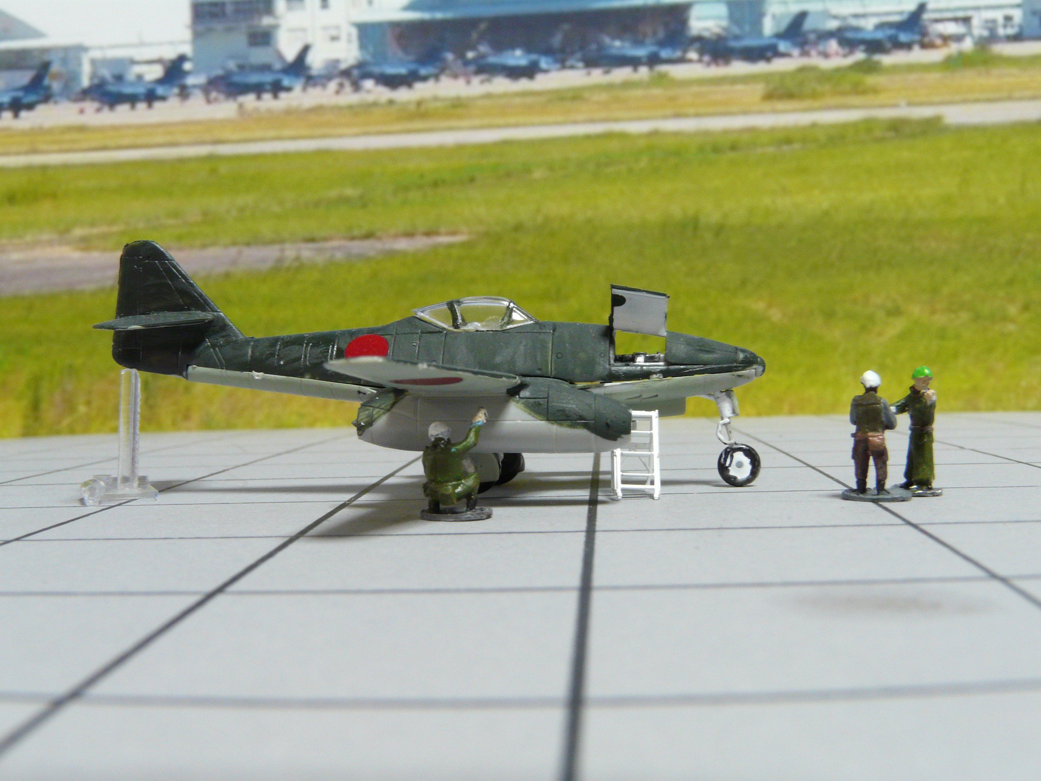 いわ なんちゃってモデラー Me262と橘花 よく特攻機といわれますが違います まあ当時としては完成しても特攻に使うしかないですが もって帰るはずだった機体もし日本につけばとこんな感じリペイントして日の丸をつけて見ました Me262 いわ なんちゃってモデラー Me262と橘花 よく特攻機といわれますが違います まあ当時としては完成しても特攻に使うしかないですが もって帰るはずだった機体もし日本につけばとこんな感じリペイントして日の丸をつけて見ました Me262