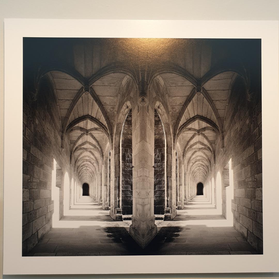 InspiredOxford's tweet photo. This beautiful photograph is by @paulpreece_photo and is part of an exhibition of his work "Cloisters" at the @thenorthwall Performance Art Theatre, South Parade, Oxford.

This photo is "The Sacred Heart of Osira"

Exhibition running until 9th March - free entry https://t.co/MeEnMEZ0dx