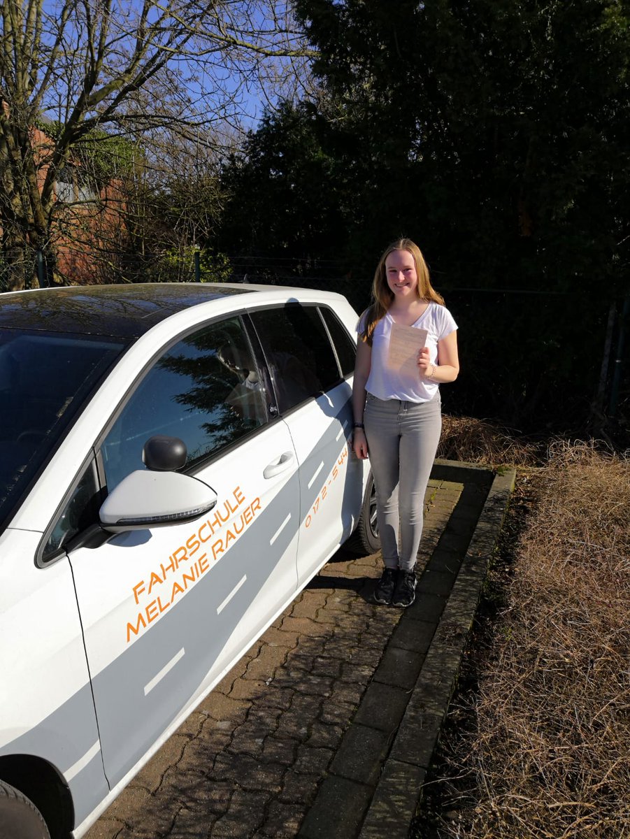 Theresa fährt ab heute nur noch selbst. Genieße Deine Freiheit ✔️👌😊